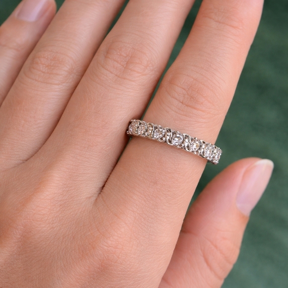 Jewelry - Elegant 925 Silver Moissanite Women's Ring